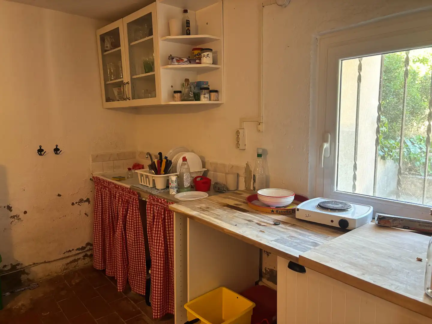 Kitchen of Country homes for sale in Vilanova i la Geltrú  with Private garden, Storage room and Swimming Pool