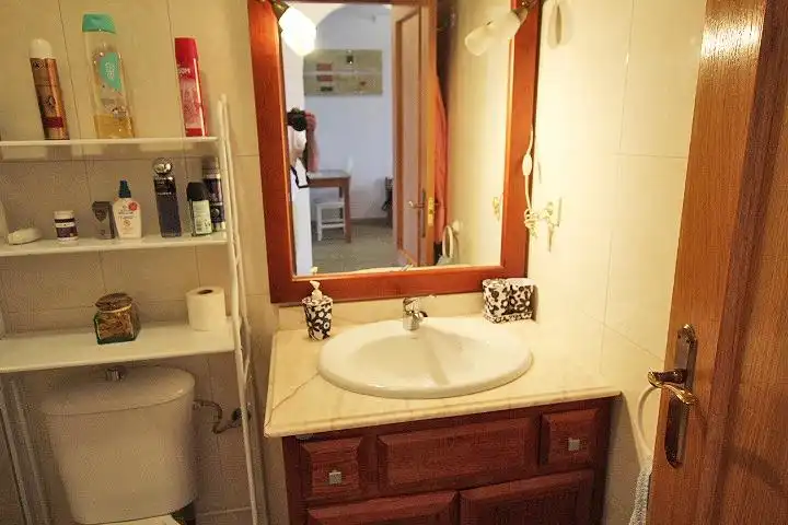 Baño de Casa o chalet en venta en Guardamar del Segura con Aire acondicionado, Jardín privado y Terraza