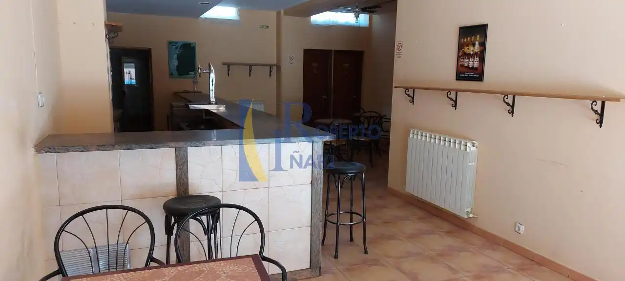Local comercial en venda a Valencia de Don Juan