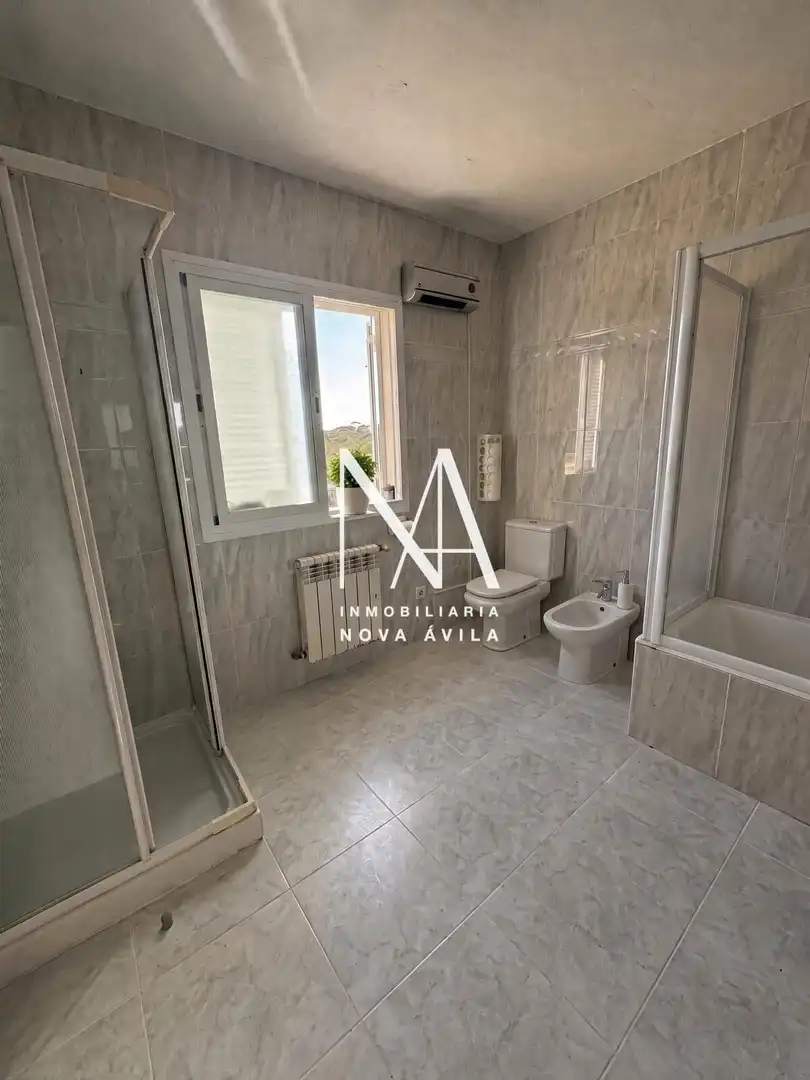 Semi-detached house with pool for sale in Ses Palmeres, imagen 57
