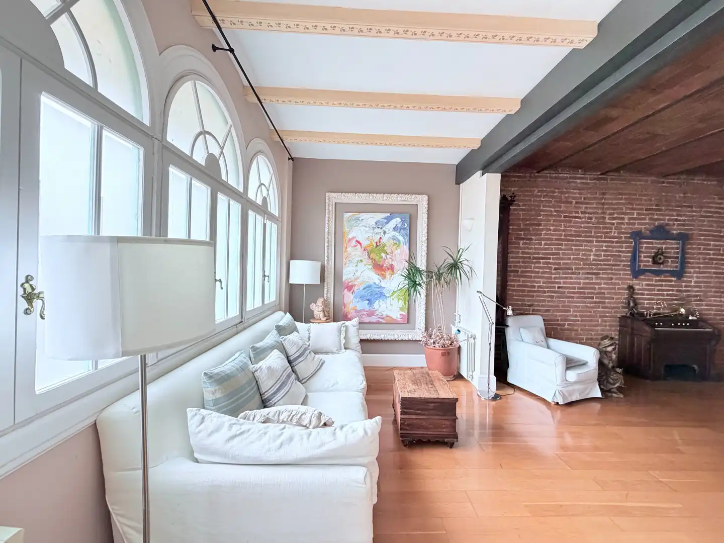Sala d'estar de Àtic en venda en Barcelona amb Aire condicionat, Calefacció i Parquet