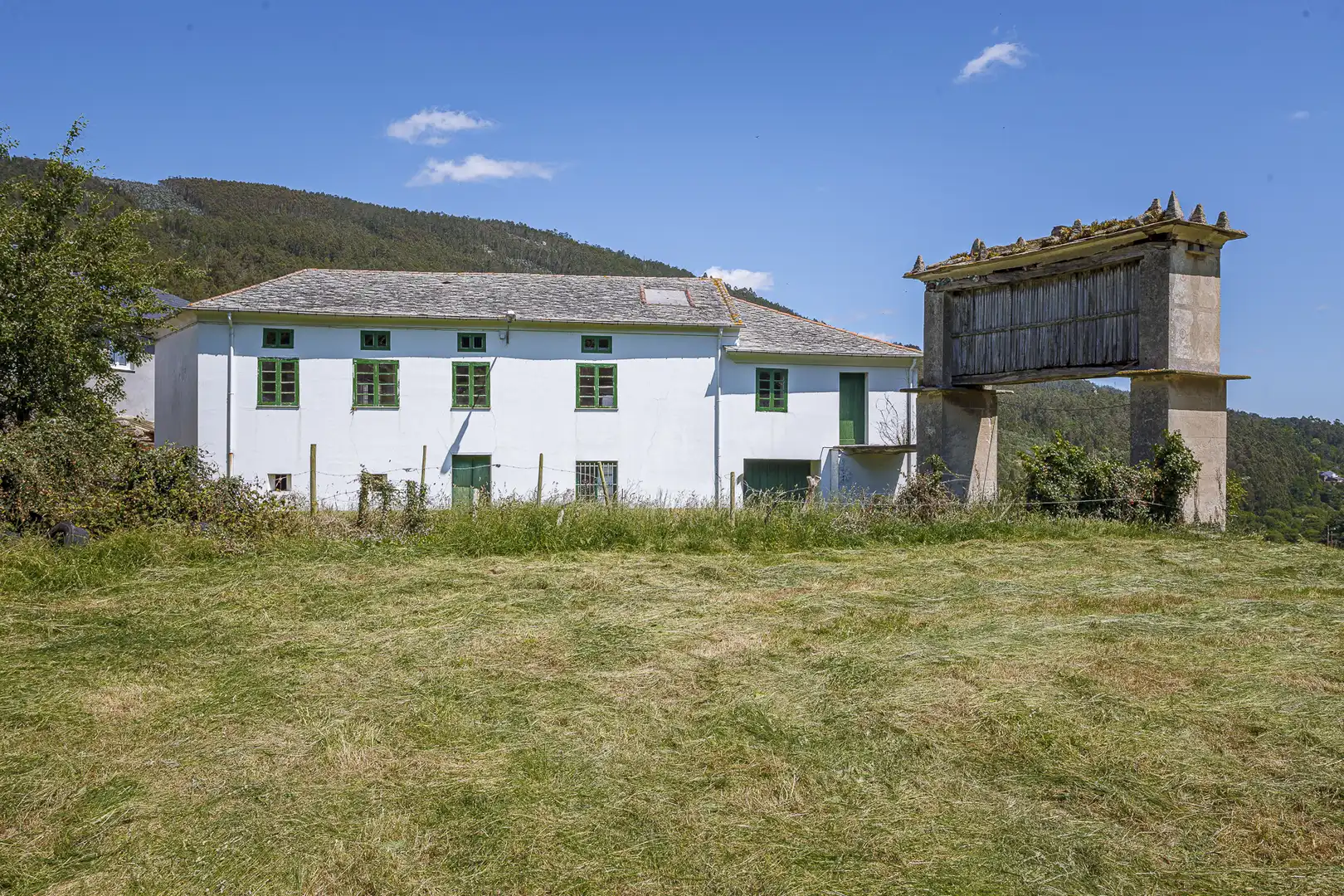 Außenansicht von Country house zum Verkauf in Mondoñedo