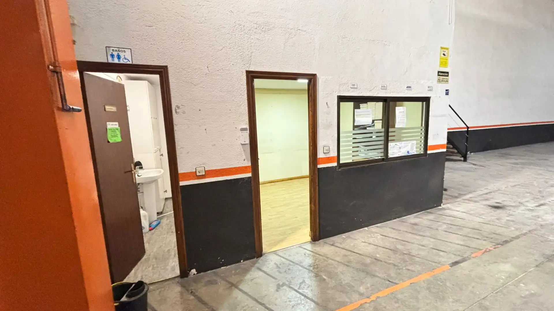 Industrial buildings for sale in Villares de la Reina