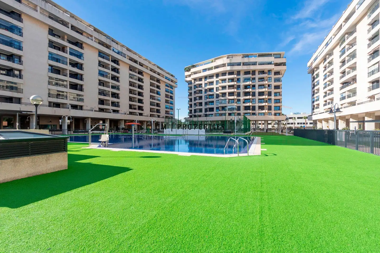 Piscina de Piso en venta en Alboraya con Aire acondicionado, Calefacción y Trastero