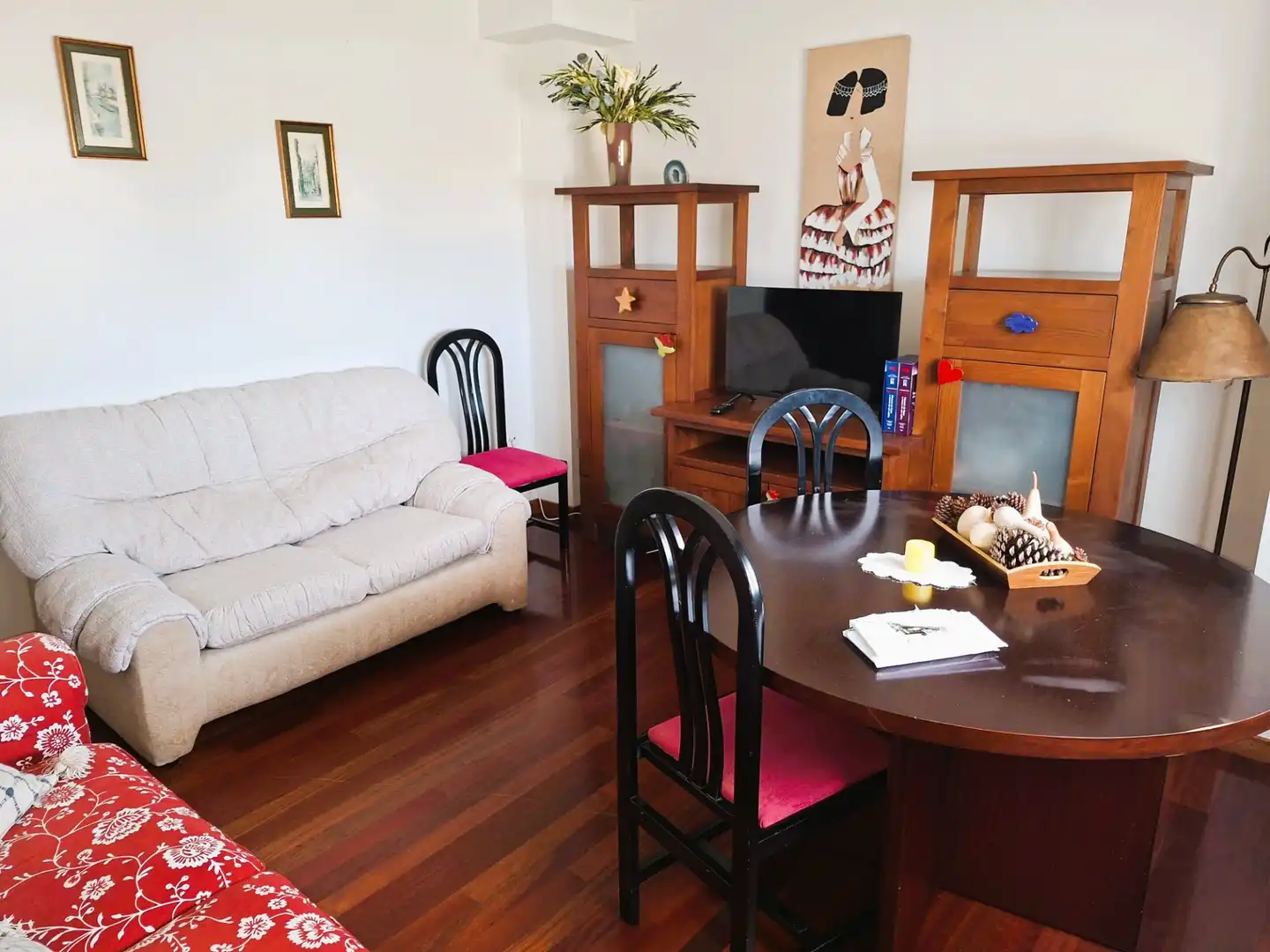 Sala de estar de Piso en venta en Tapia de Casariego con Calefacción, Amueblado y Horno