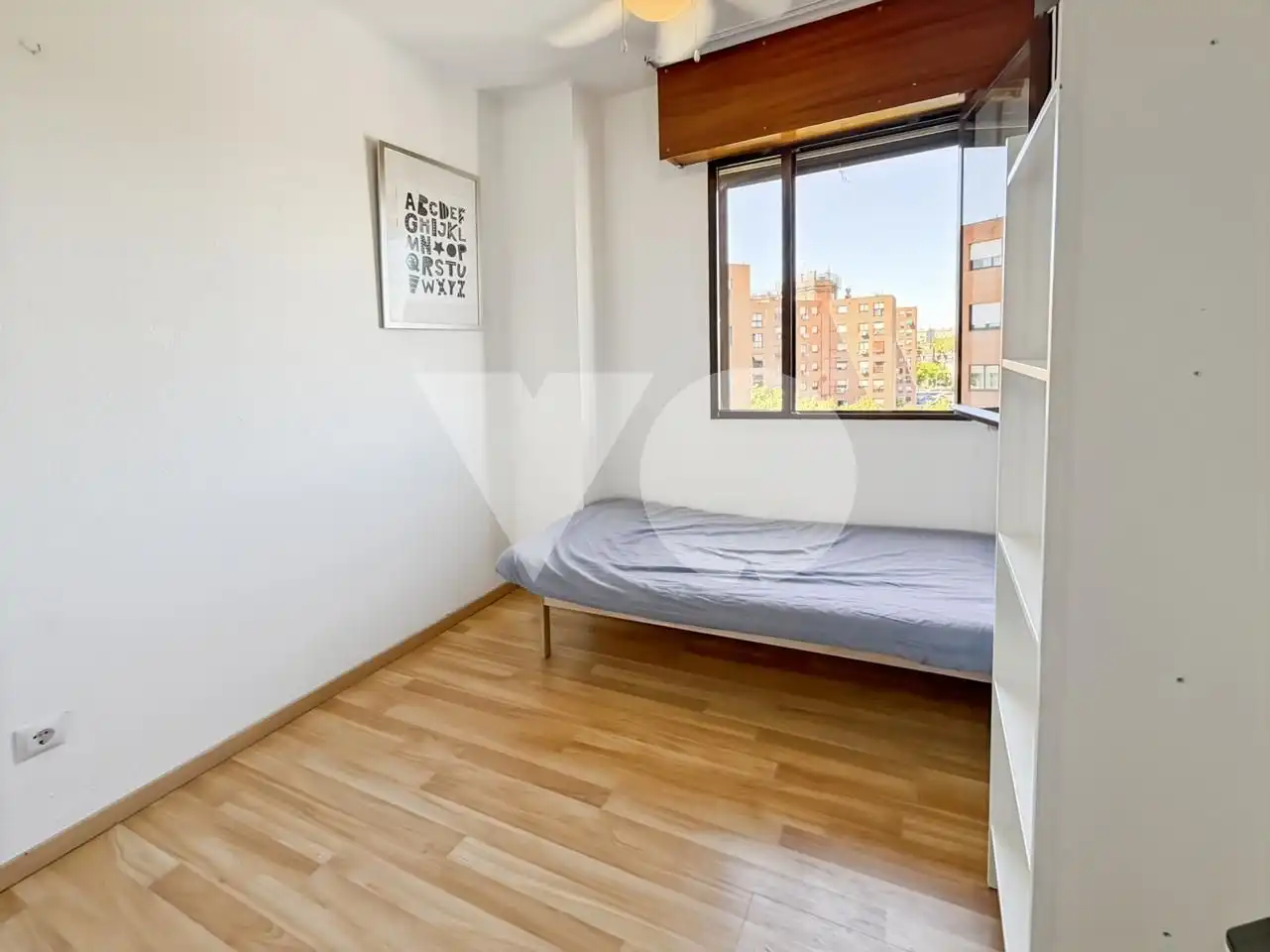 Bedroom of Flat for rent in Madrid  with Air Conditioner, Heating and Terrace