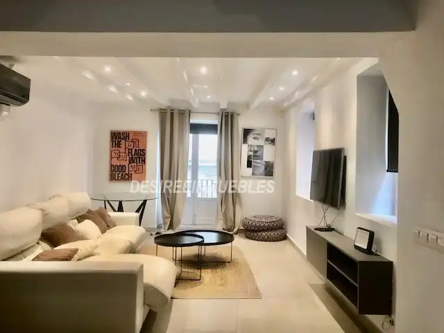 Flat with terrace for sale in Carrer del Mar