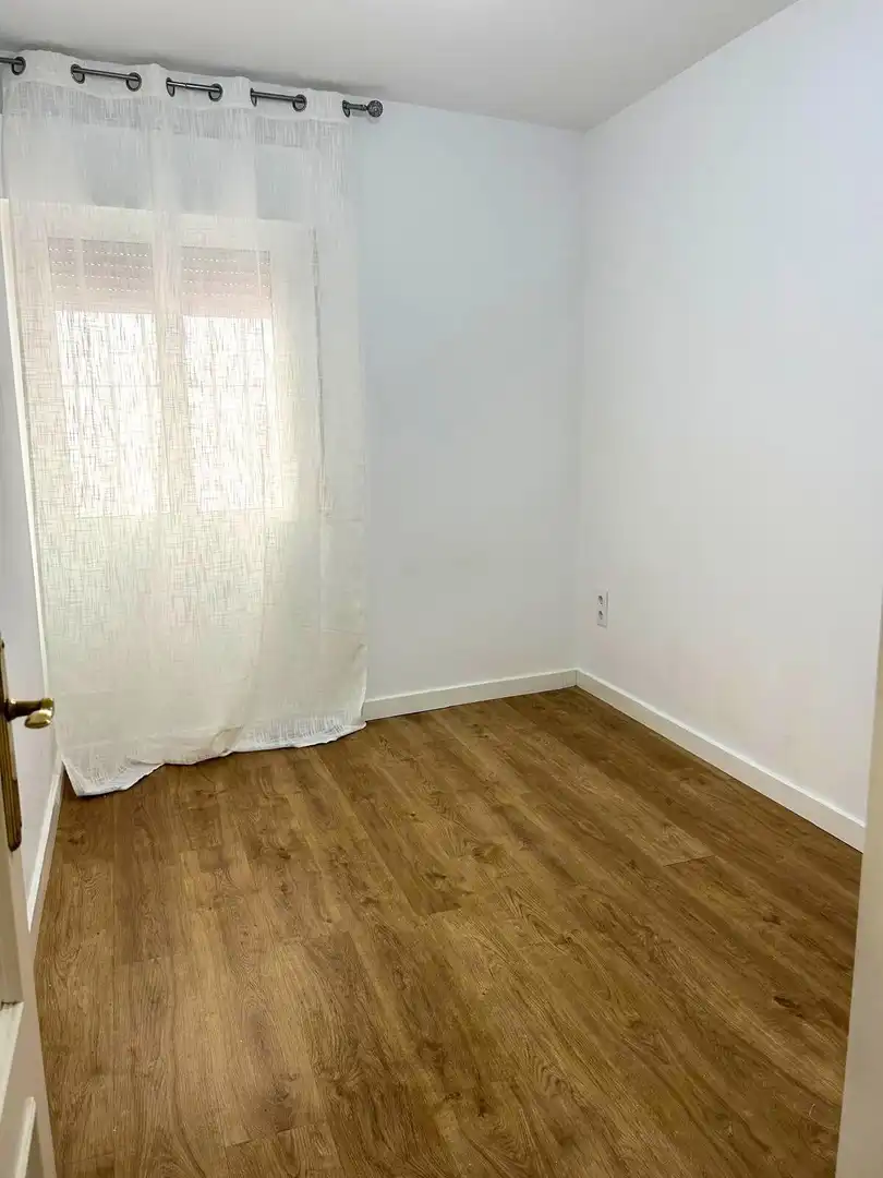 Habitación de Piso de alquiler en Alcalá de Guadaira con Aire acondicionado