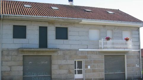 Foto 2 de Casa adosada en venda a Rúa Fabriciano Salgado, 10, Cualedro, Ourense