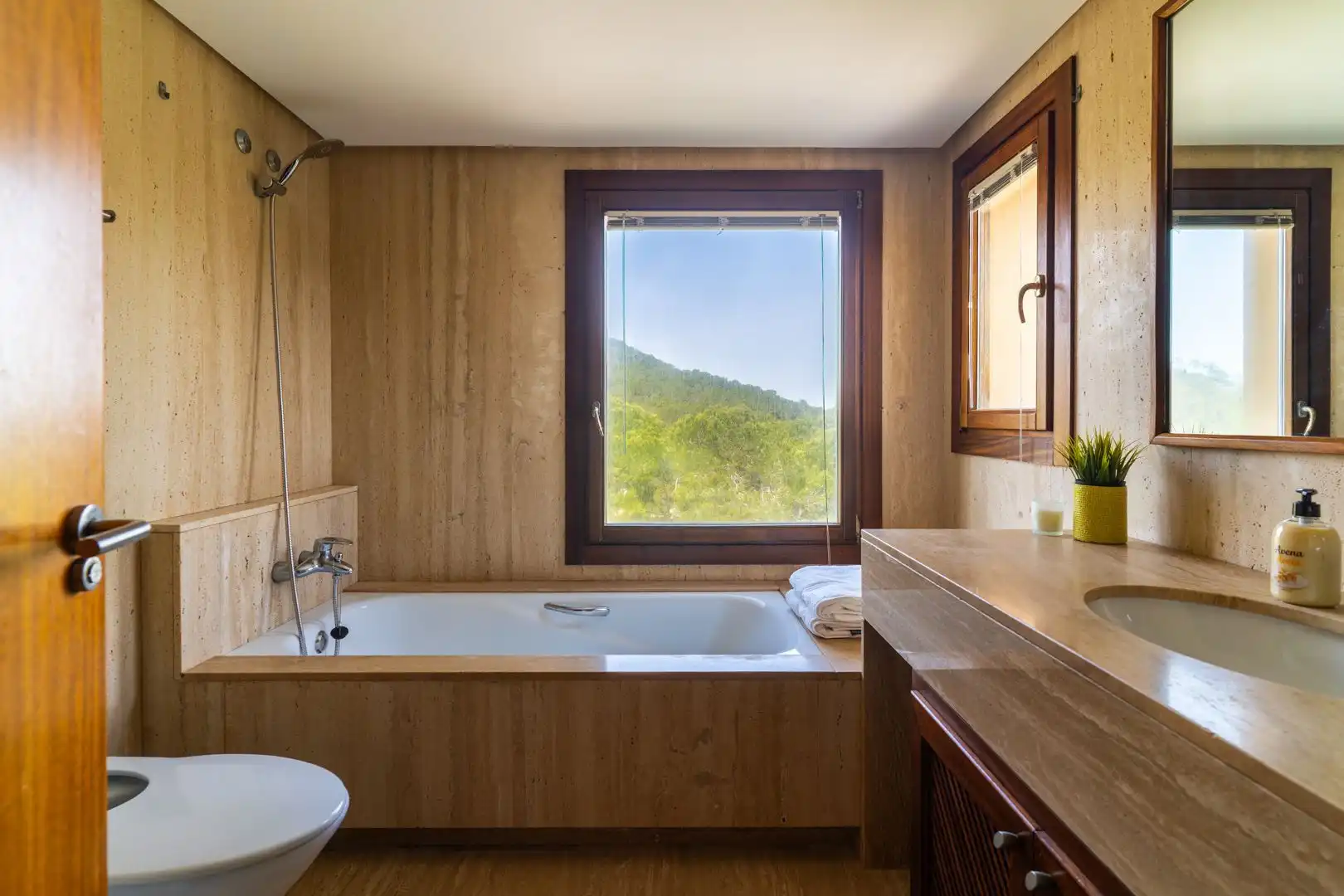 Bany de Apartament en venda en Sant Josep de sa Talaia amb Aire condicionat, Calefacció i Terrassa