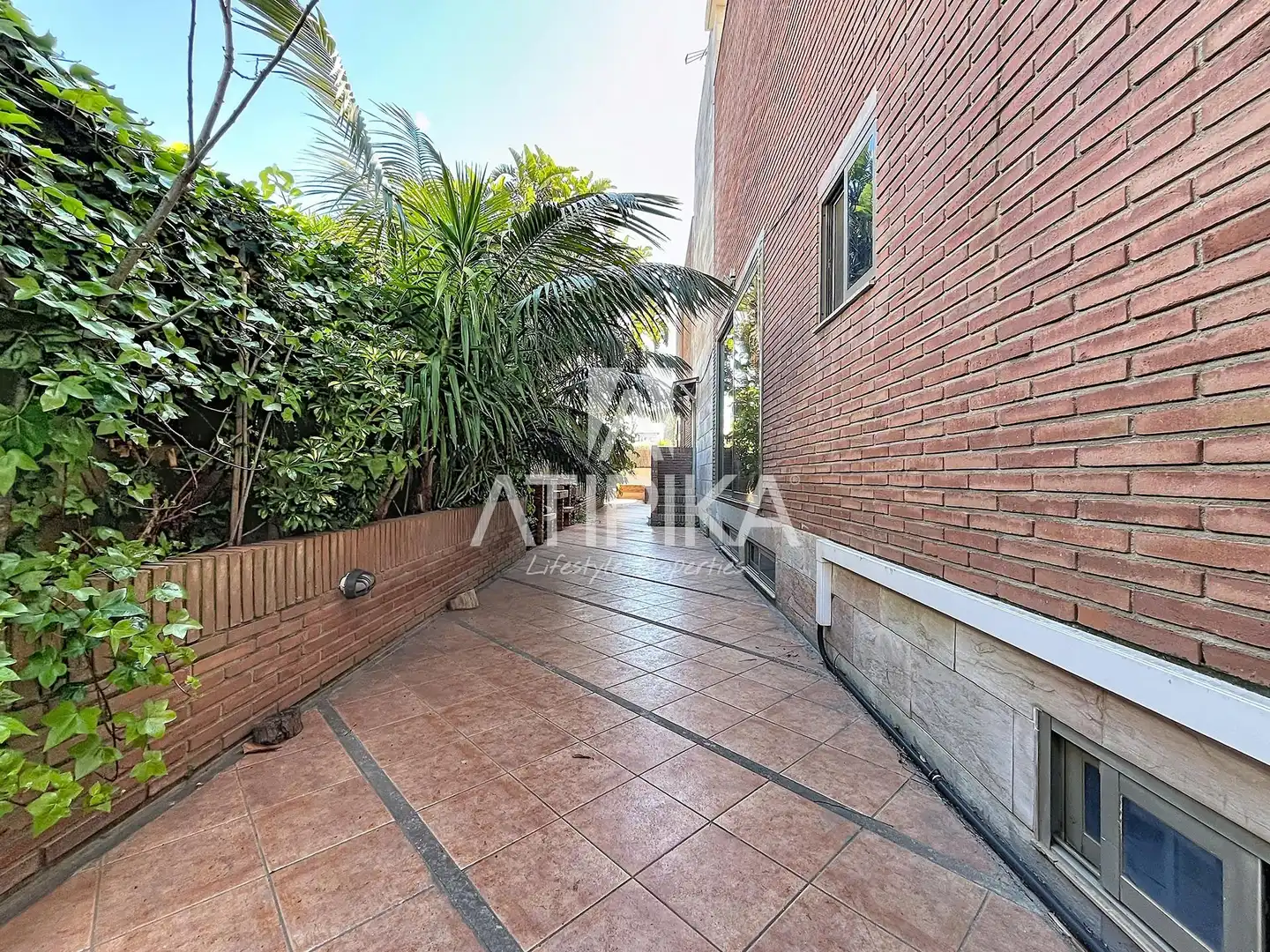 Vista exterior de Casa o chalet de alquiler en Castelldefels con Aire acondicionado, Calefacción y Terraza
