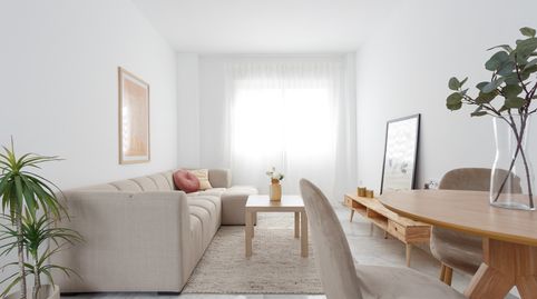 Foto 2 de Piso en venta en Calle Manzanilla, 4, Balcón de Sevilla - Atalaya - La Uva - La Extremeña, Camas