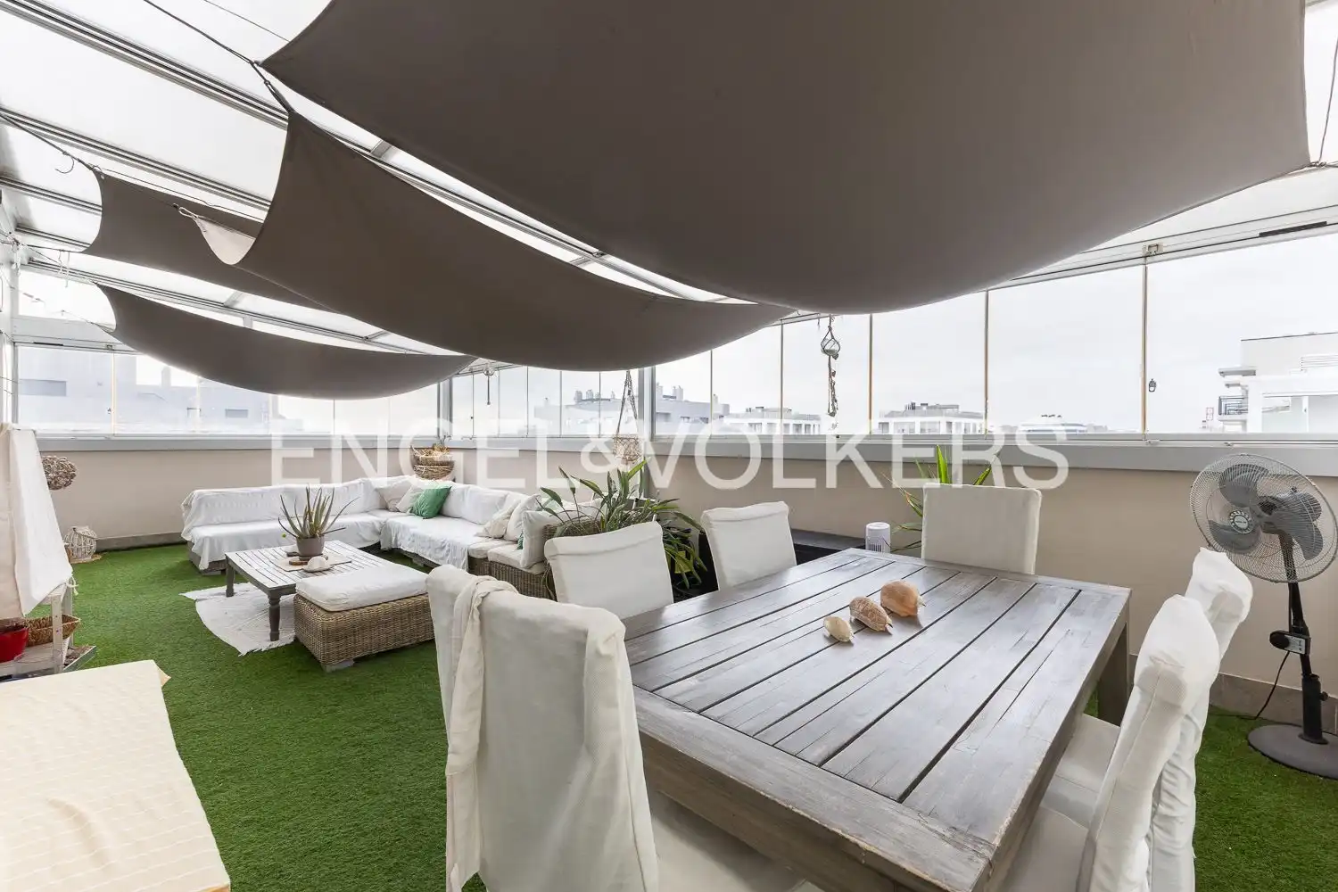 Terrassa de Dúplex en venda en Valencia amb Aire condicionat, Calefacció i Jardí privat