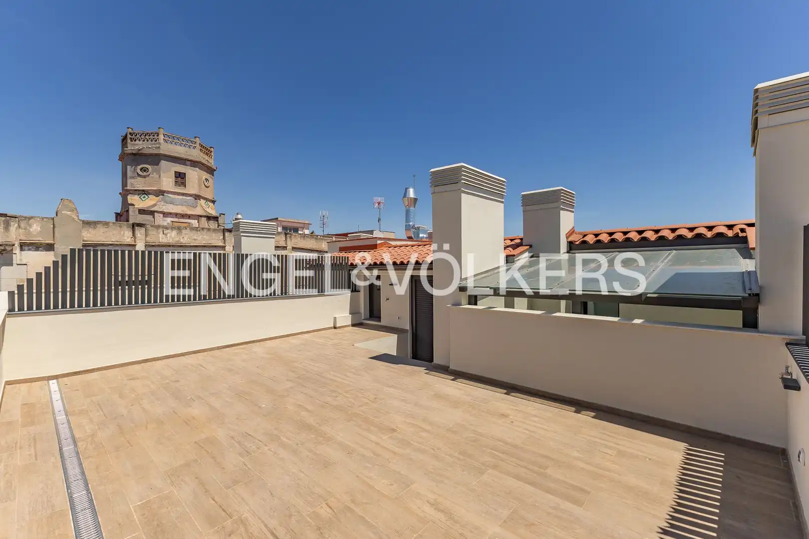 Terraza de Ático en venta en Vilanova i la Geltrú con Aire acondicionado, Calefacción y Terraza