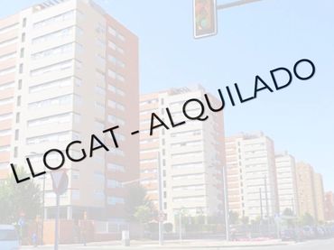 Baixos amb ascensor en venda a Llevant