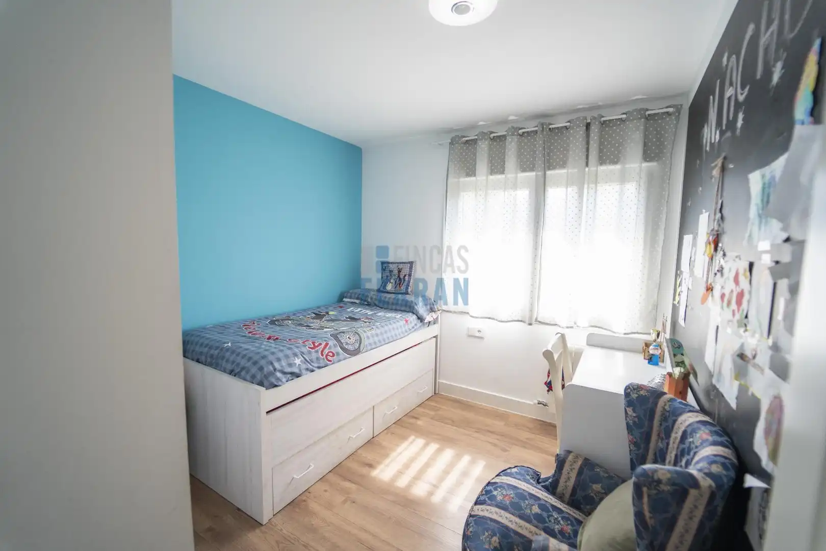 Habitación de Casa o chalet en venta en El Vendrell con Calefacción, Parquet y Terraza