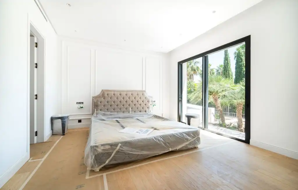 Chalet con piscina en venta en Milla de Oro, imagen 16