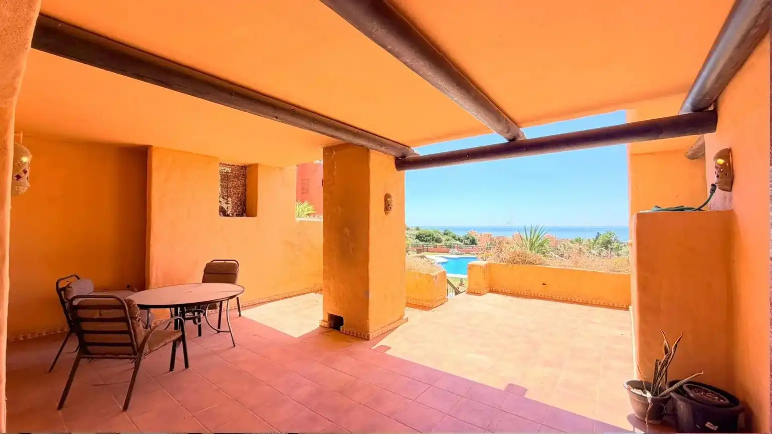 Apartament amb piscina en venda a San Luis de Sabinillas, imagen 13