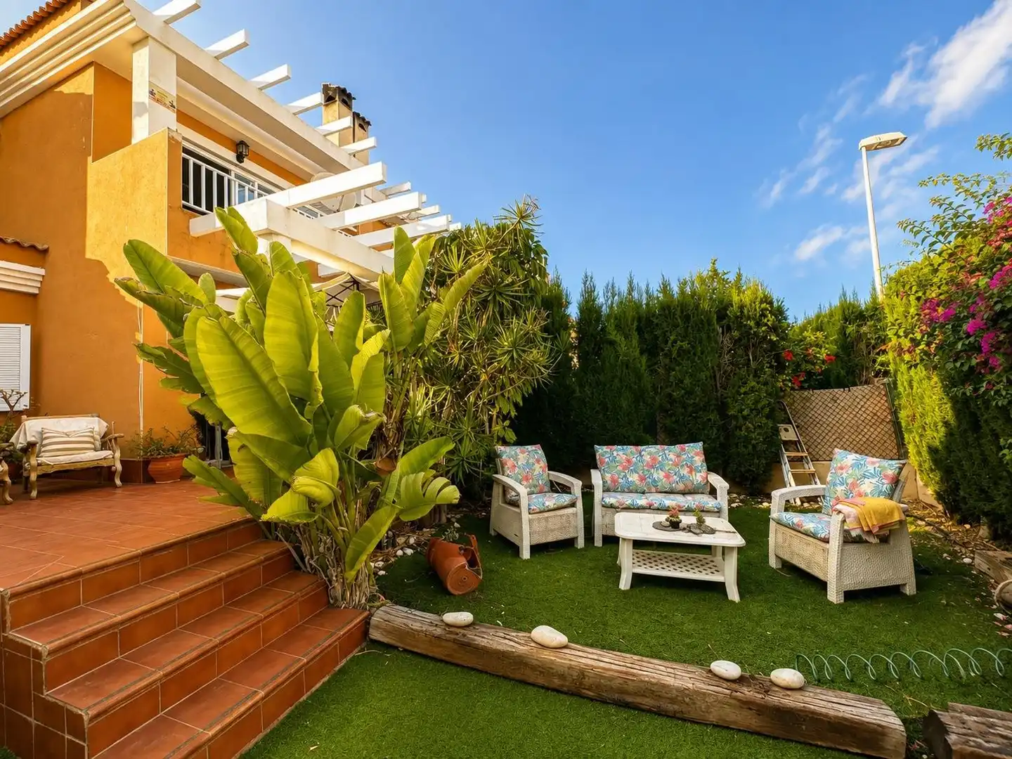 Casa pareada con piscina en venta en Calle MONTE DE STA POLA 10, imagen 3