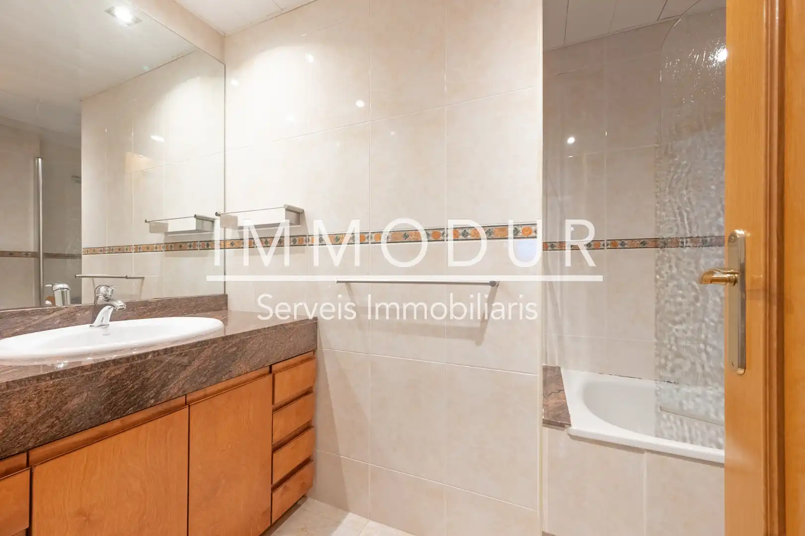 Flat for rent in Avinguda d'Europa, Gavà Mar