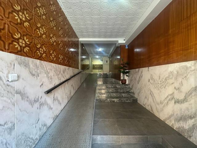 Piso en Venta en CAIXA D'ESTALVIS VALENCIA, 1 en Alaquàs