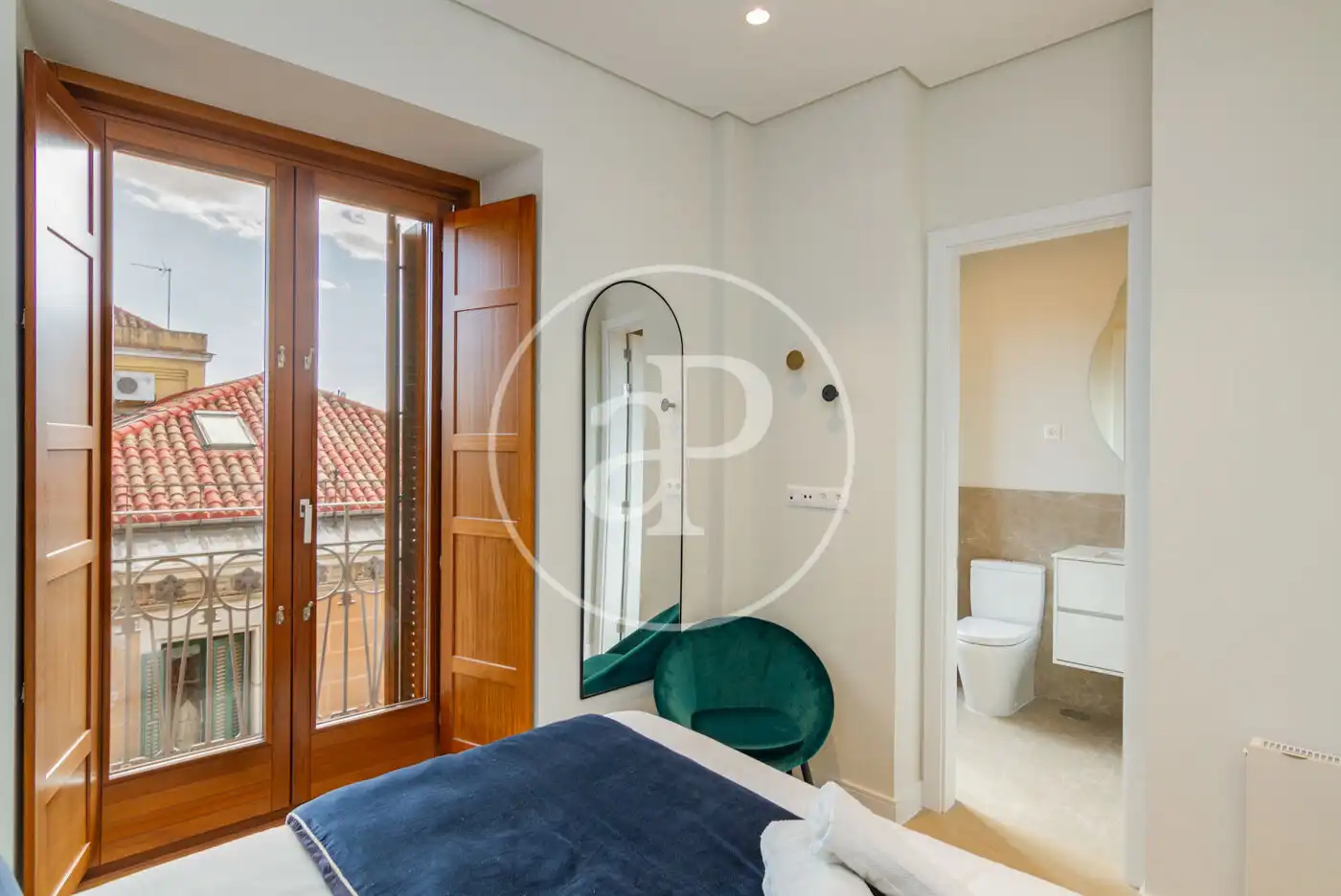 Flat for rent in C. de San Bernardo, Universidad - Malasaña