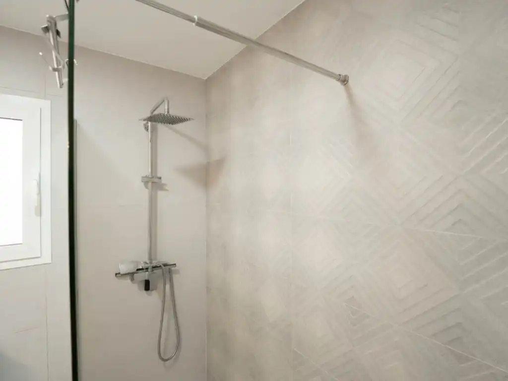 Baño de Planta baja en venta en La Pobla de Vallbona con Aire acondicionado, Calefacción y Terraza