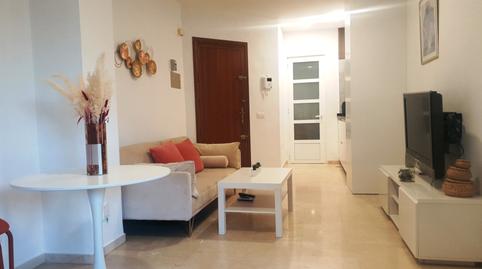 Photo 3 of Flat to rent in Avenida de la República Argentina, Los Remedios, Sevilla