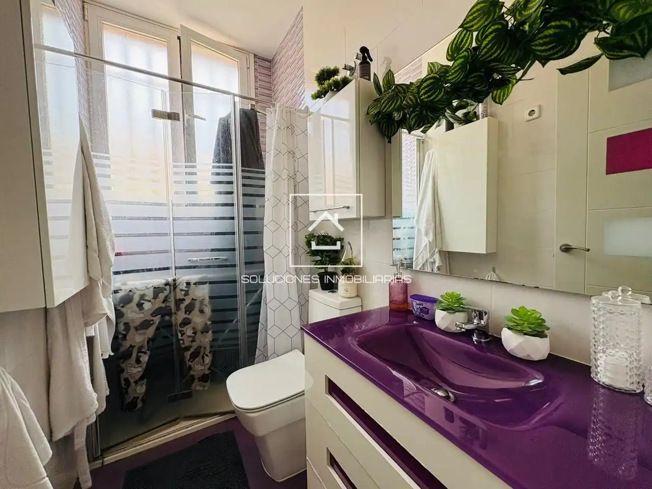 Baño de Planta baja en venta en Getafe con Aire acondicionado