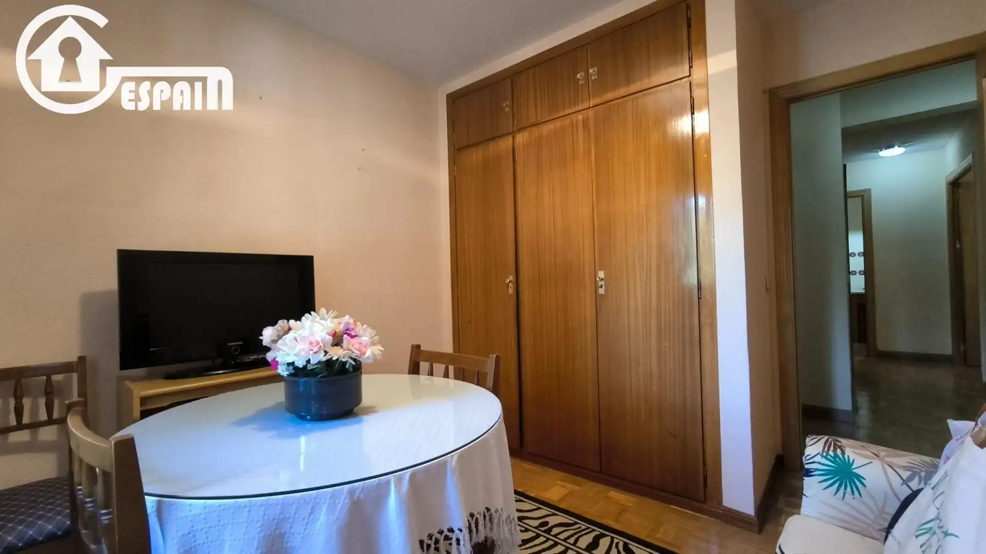 Bedroom of Flat for sale in Madrid  with Air Conditioner and Heating