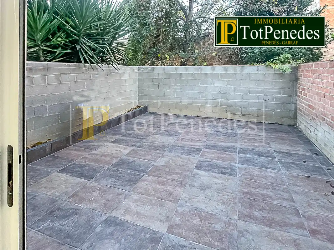 Terraza de Casa adosada en venta en Vilafranca del Penedès con Aire acondicionado, Calefacción y Terraza