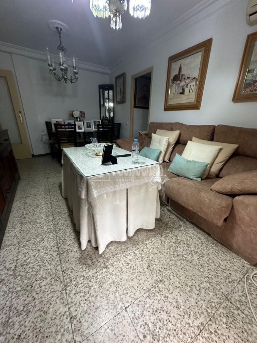 Sala d'estar de Pis en venda en  Huelva Capital