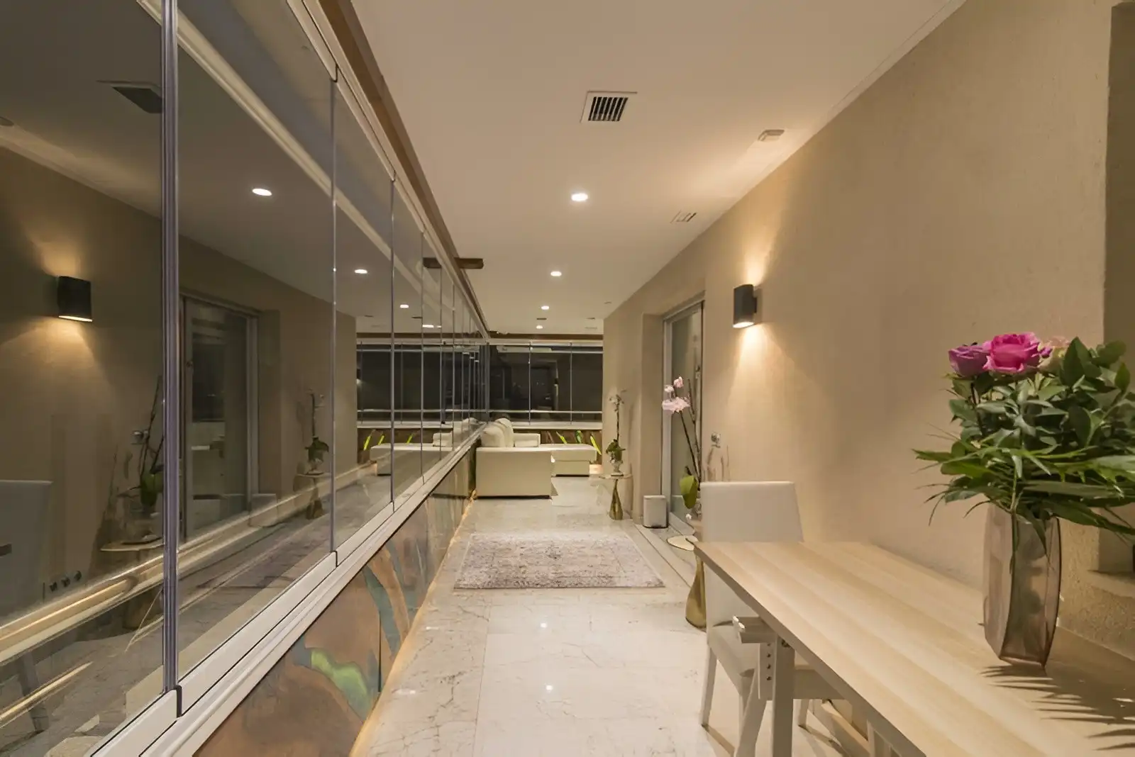 Apartament amb piscina en venda a Nueva Andalucía, imagen 2