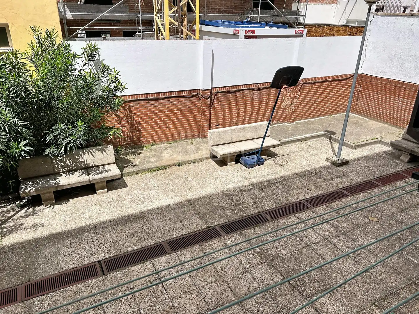 Terrasse von Erdgeschoss zum Verkauf in Madrid mit Abstellraum