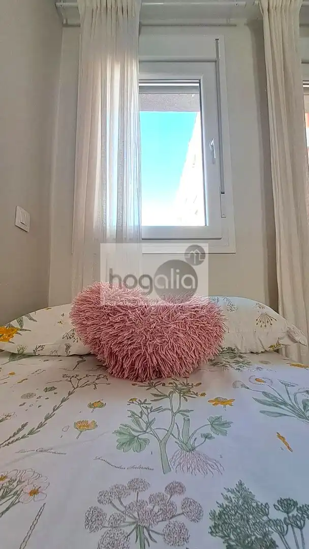 Habitación de Piso de alquiler en Sevilla con Aire acondicionado, Amueblado y Balcón
