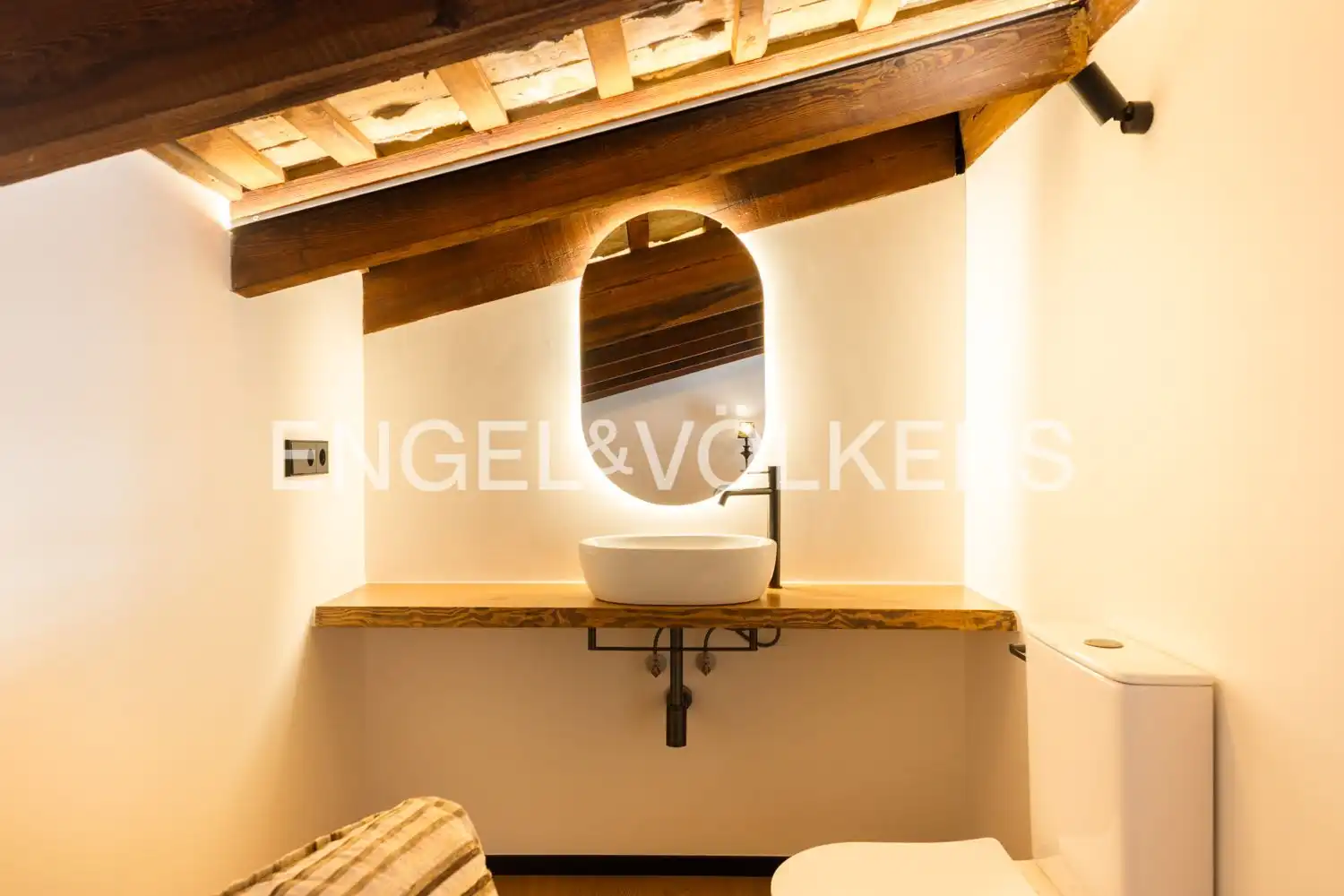 Baño de Piso de alquiler en Valencia con Aire acondicionado, Calefacción y Terraza