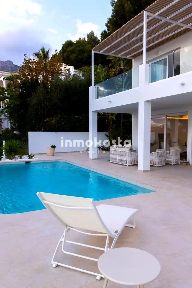 Piscina de Casa o chalet en venta en Altea con Aire acondicionado, Jardín privado y Terraza