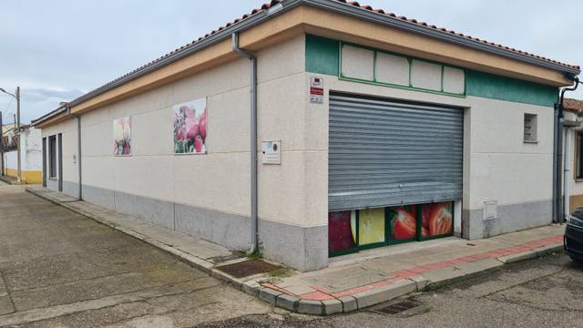 Local comercial en Venta en Calle San Isidro, 28 en Villaralbo