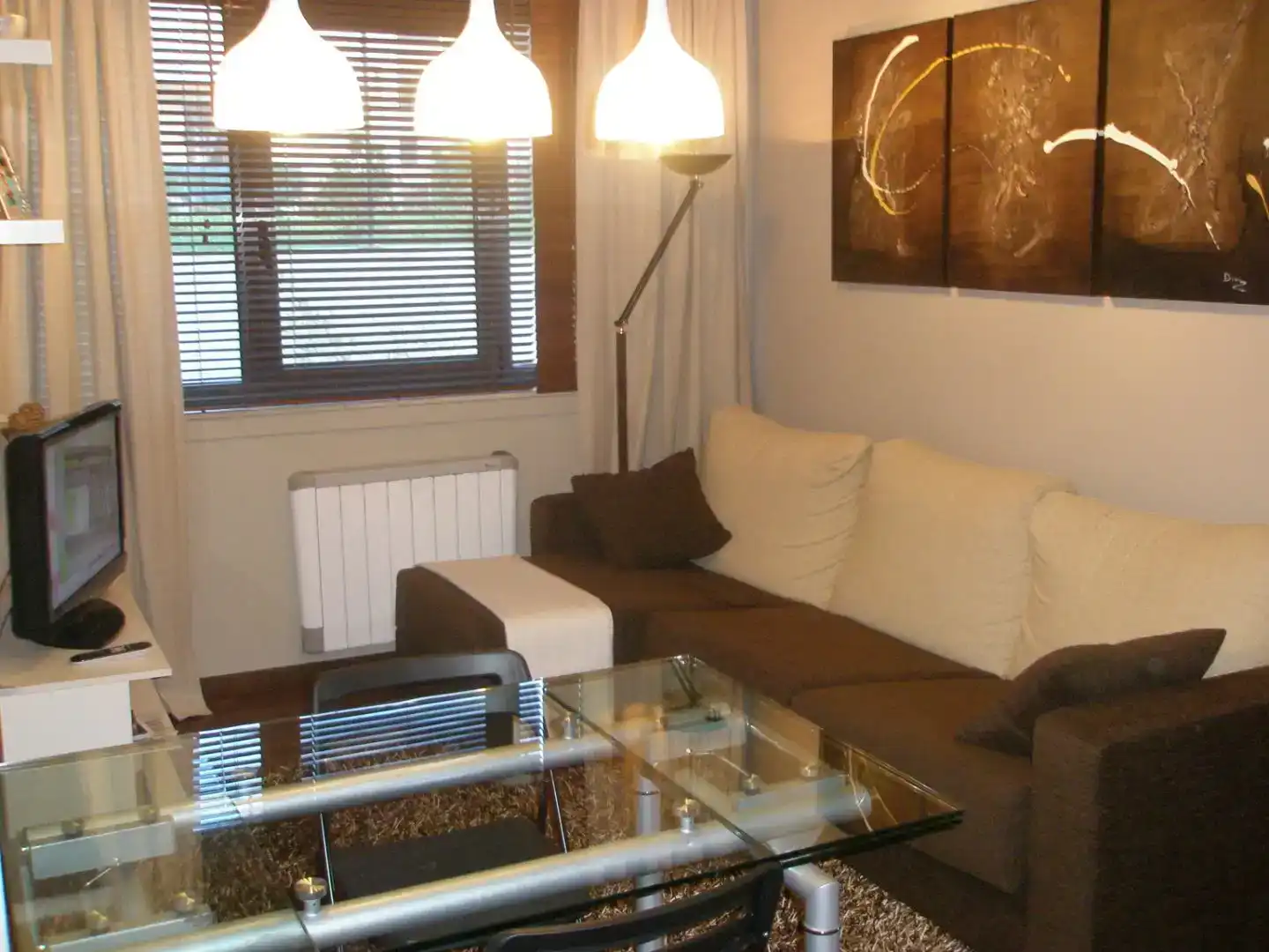 Sala d'estar de Apartament de lloguer en Viveiro amb Jardí privat, Parquet i Traster