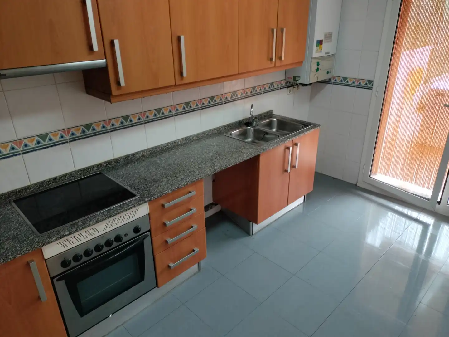 Kitchen of Ground floor for rent in Cunit  with Heating, Private garden and Furnished