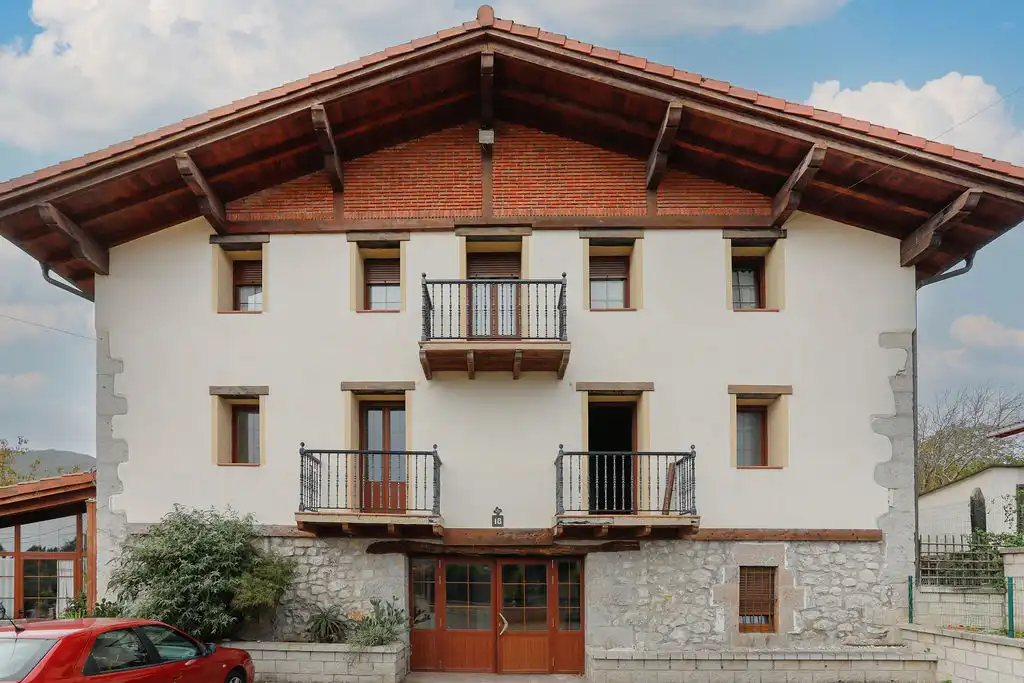 Vista exterior de Apartament en venda en Ibarrangelu, Bizkaia