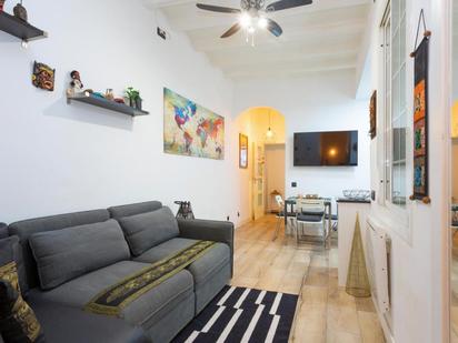 Sala d'estar de Apartament de lloguer en  Barcelona Capital amb Moblat, Forn i Rentadora