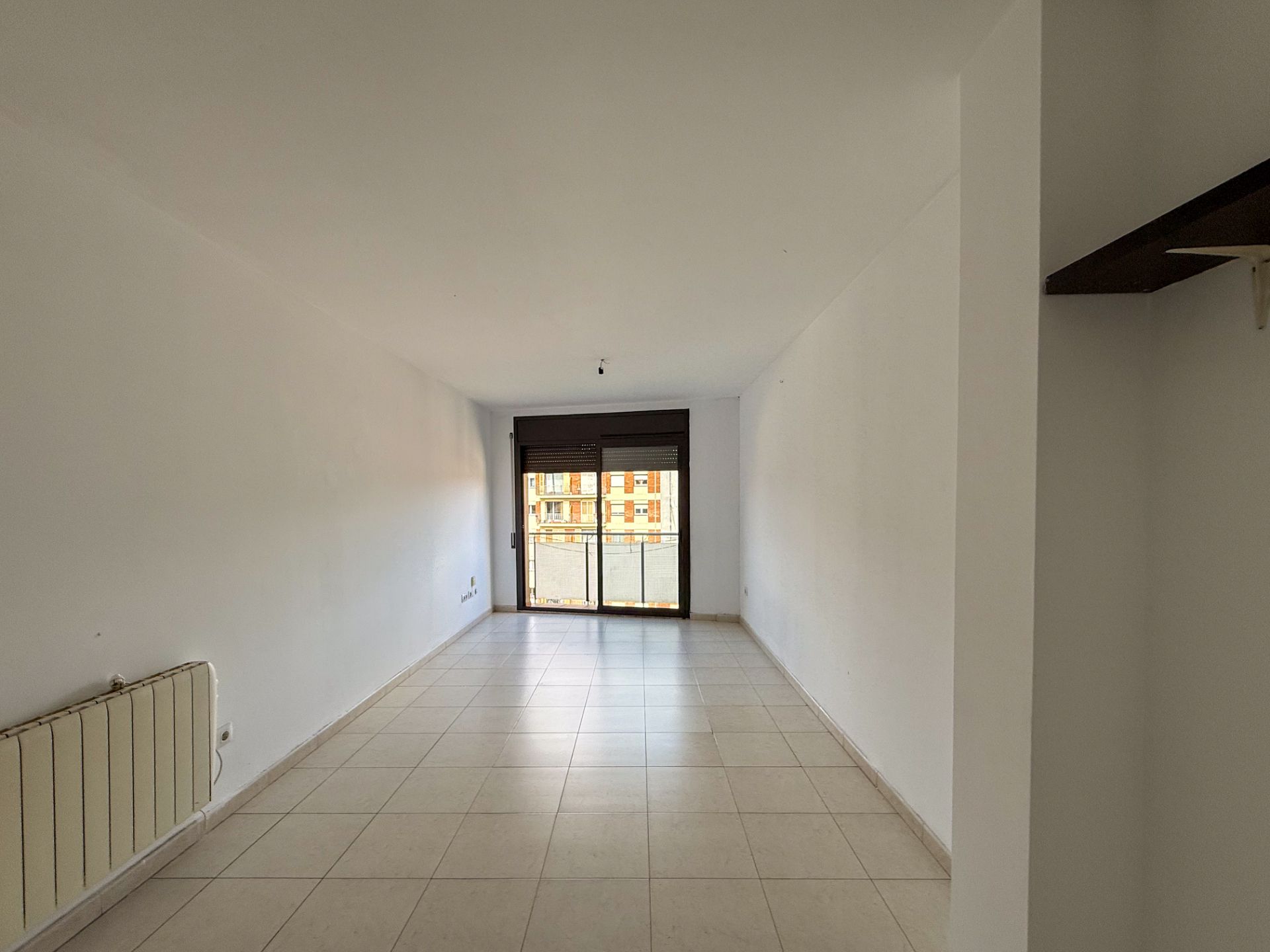 Flat for sale in Olot  with Air Conditioner, Heating and Oven