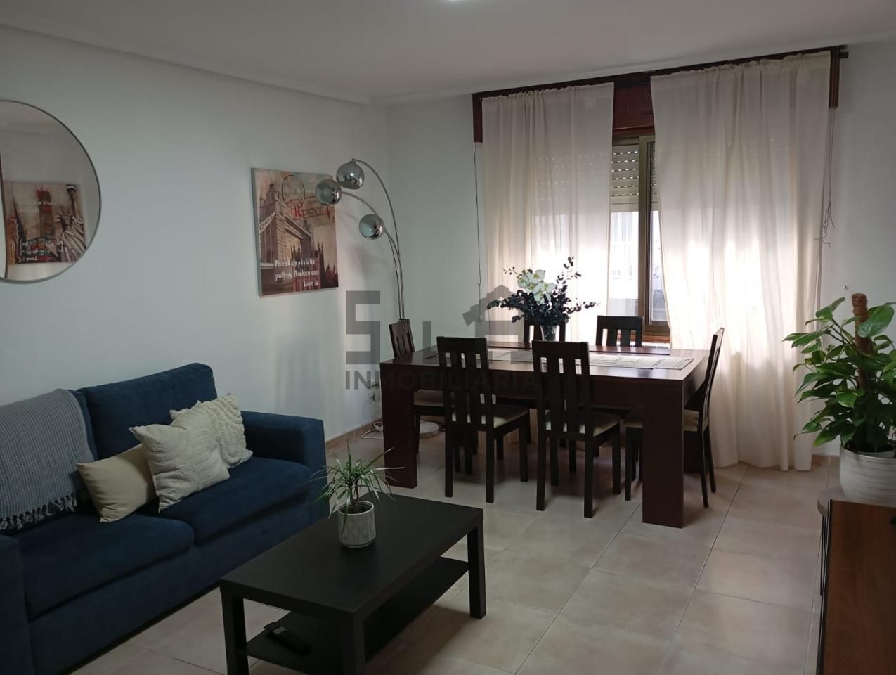 Sala d'estar de Pis en venda en Ourense Capital  amb Calefacció, Terrassa i Traster