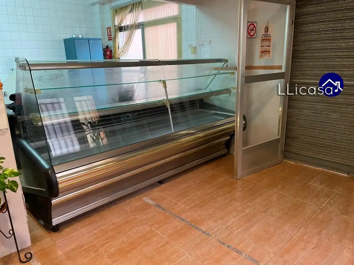 Commercial properties for sale in Pedralba