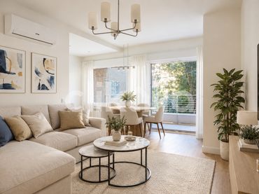 Flat with lift for sale in Barajas