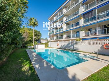 Wohnung mit Pool zum Verkauf in del Limonar-Las Chapas 150