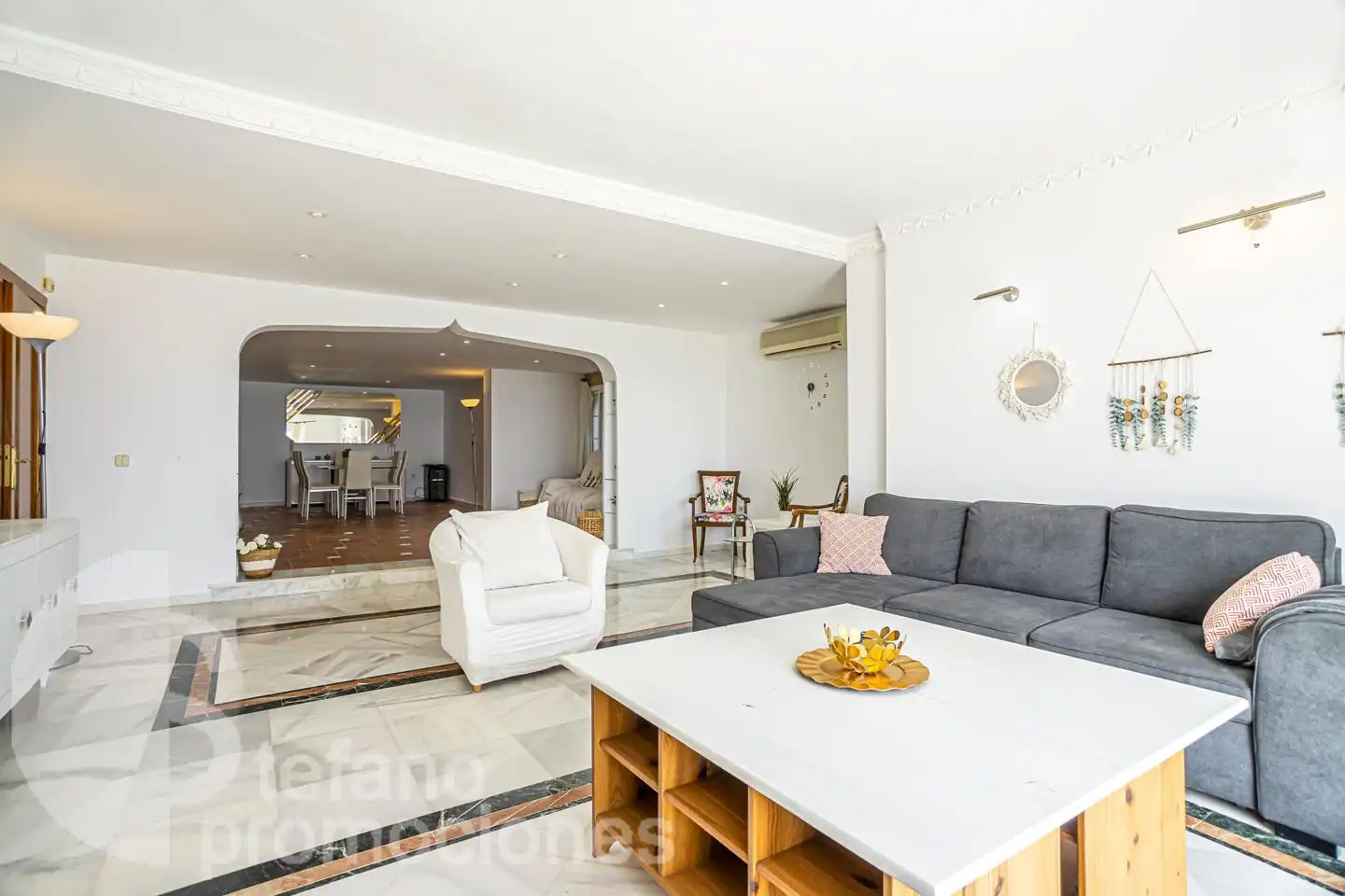 Sala de estar de Casa o chalet en venta en Rincón de la Victoria con Aire acondicionado, Jardín privado y Terraza