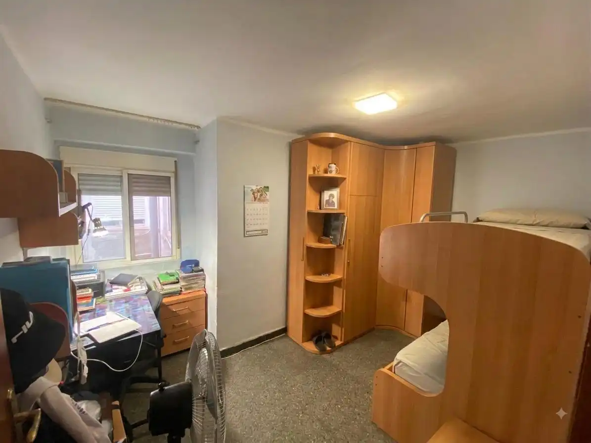 Bedroom of Flat for sale in Mislata  with Air Conditioner and Balcony