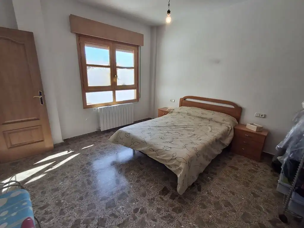 Habitación de Casa o chalet en venta en La Roda con Calefacción, Terraza y Trastero